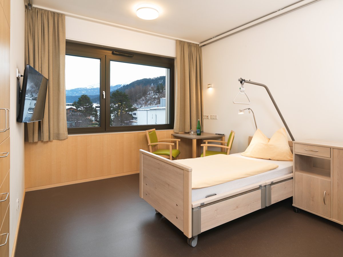 Pfegezimmer 02.jpg